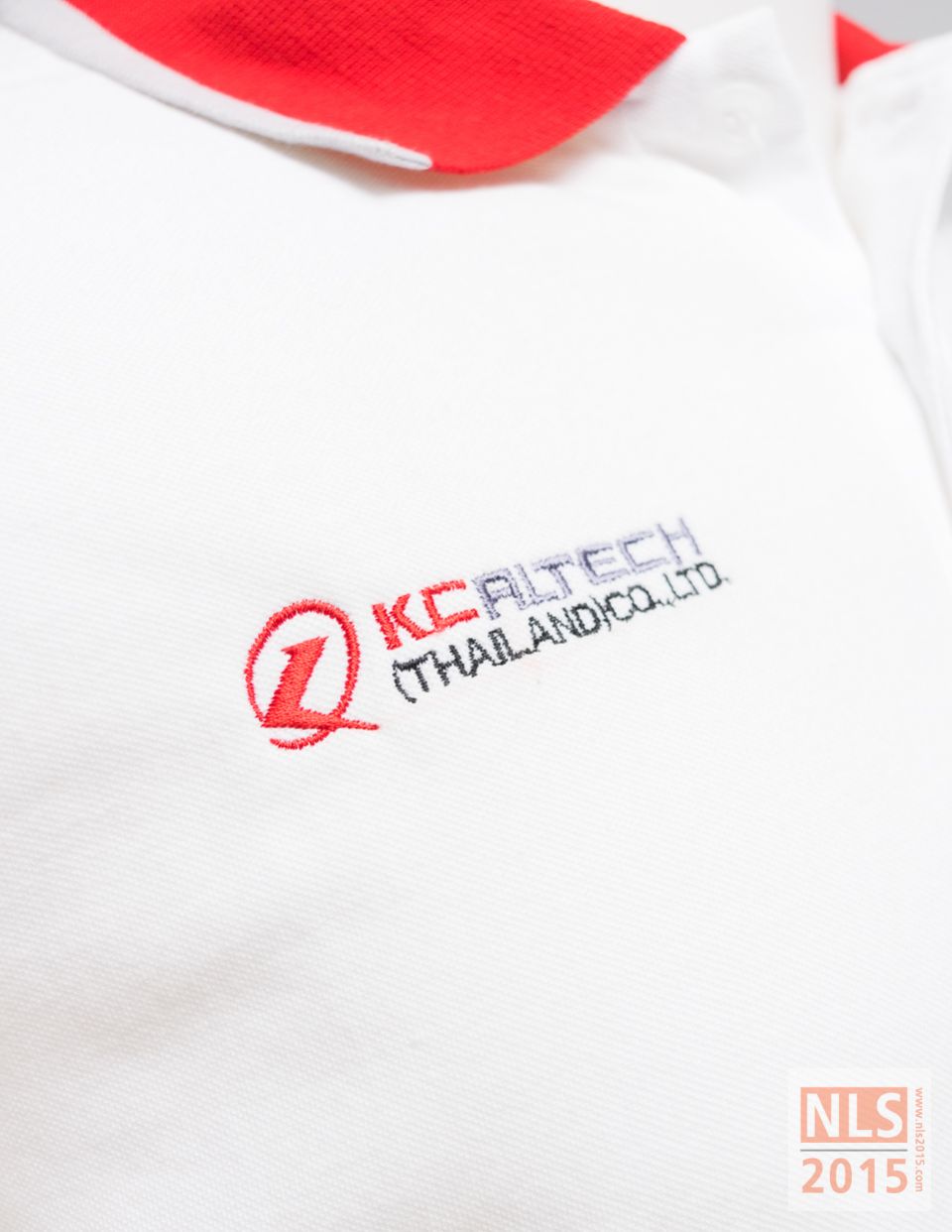 เสื้อโปโลบริษ้ท KCALTECH - รับตัดเสื้อโปโลพร้อมปักโลโก้ด้วยเครื่องจักรอุตสาหกรรมรูปที่ 