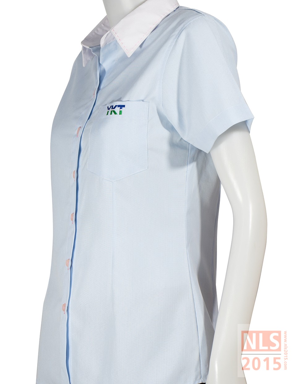 แบบเสื้อเชิ้ตพนักงานหญิงแขนสั้นผ้าลายริ้วสีฟ้าอ่อน ร้านตัดชุดยูนิฟอร์มพนักงานรูปที่ 