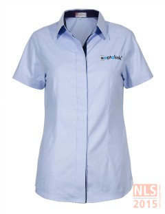 เสื้อเชิ้ตพนักงานแขนสั้นหญิง ปักโลโก้