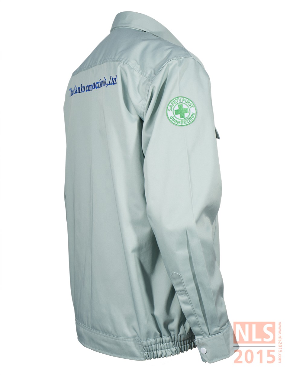 เสื้อฟอร์มพนักงานแขนยาวเนื้อผ้าคอมทวิว ปักหน้าหลัง สาบติดซิปฟันกระดู เอวมียางยืด ด้านในมีกระเป๋าใส่เอกสารรูปที่ 