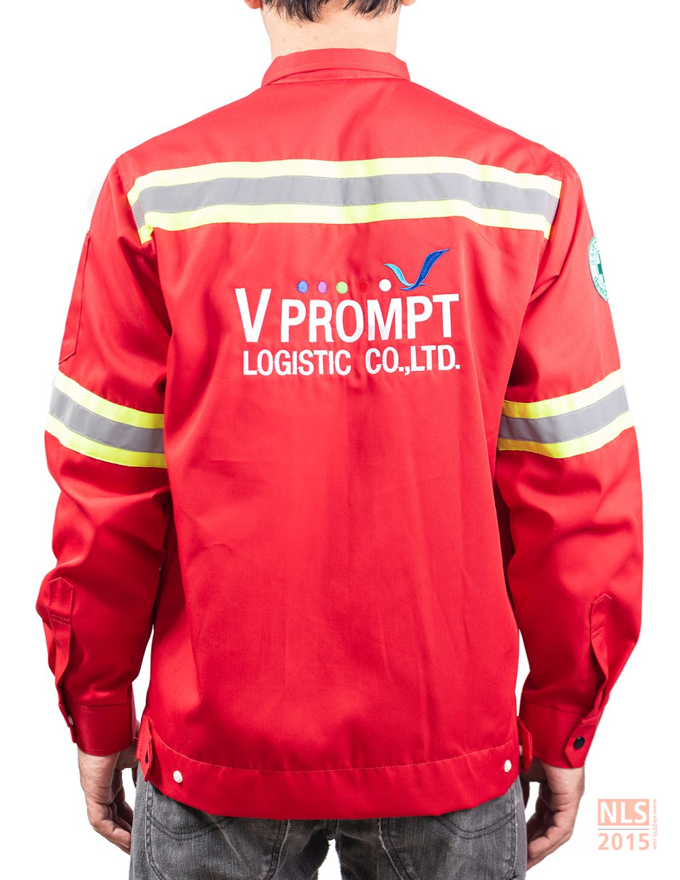 ตัวอย่างชุด uniform พนักงานขับรถบริษัท วีพร้อมโลจิสติก จำกัด / นลินสิริ 2015 โรงานผลิตชุดยูนิฟอร์ม เสื้อโปโล ครบวงจรรูปที่ 