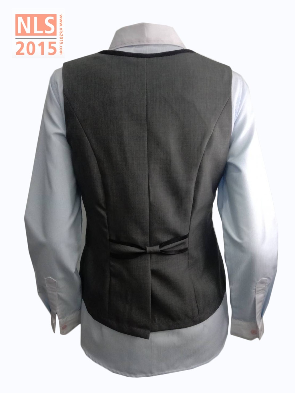 เสื้อกั๊กเนื้อผ้า Fortune ราคา 650 B ตามรูปตัวอย่าง (ราคาขึ้นอยู่กับจำนวน ขนาดรูปแบบการปัก และเนื้อผ้า)รูปที่